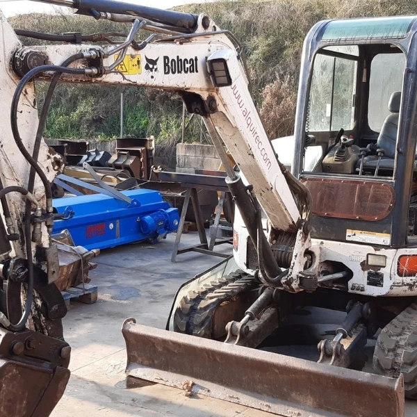 Miniexcavadora De Cadenas Bobcat 430 HAG Segunda Mano.